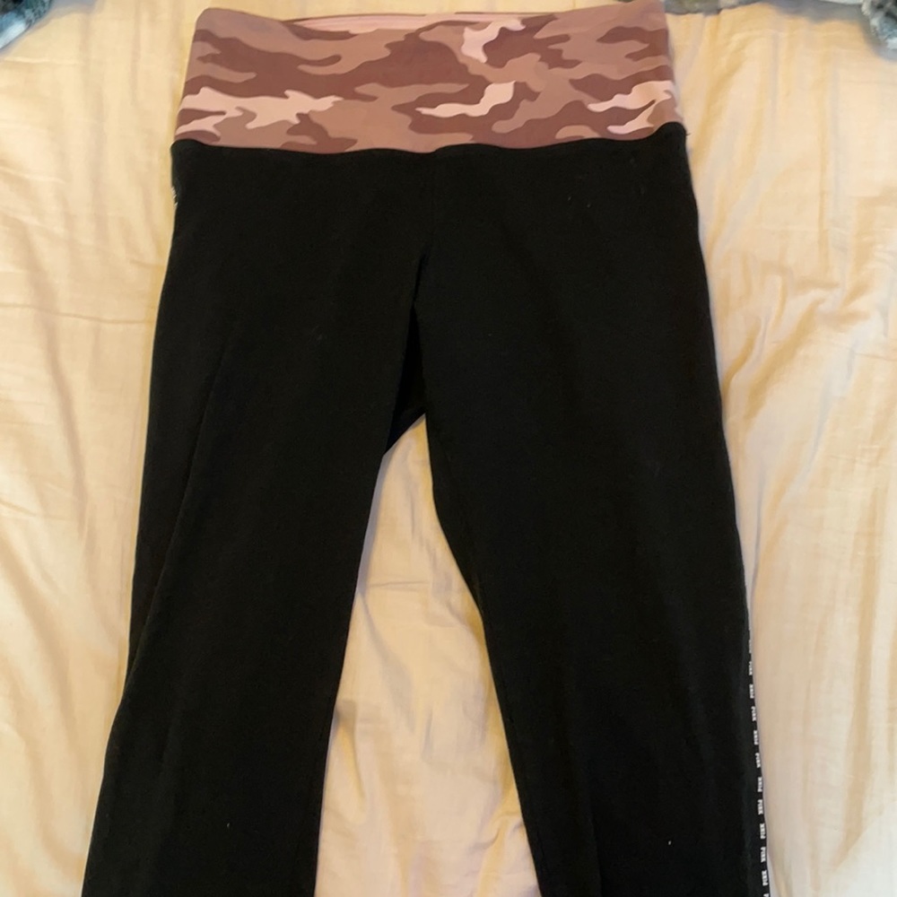 Victoria’s Secret PINK Leggings